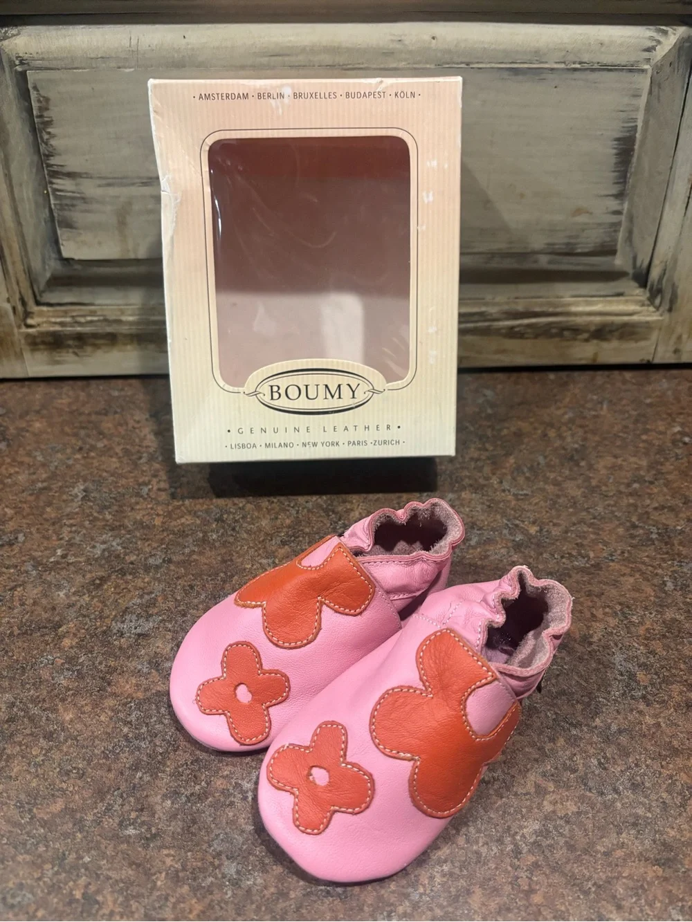 Kids Pink Leather Flower Soft-Soled Shoes